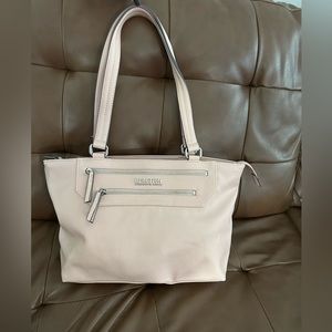 Kenneth Cole Reaction Vera bag. Light pink. Like new.